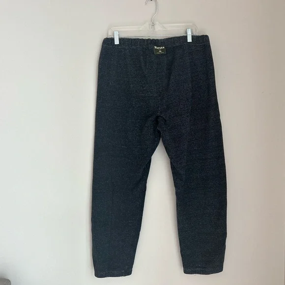 Men’s Roots 🦫 straight leg sweatpants - Size M - Picture 10 of 13